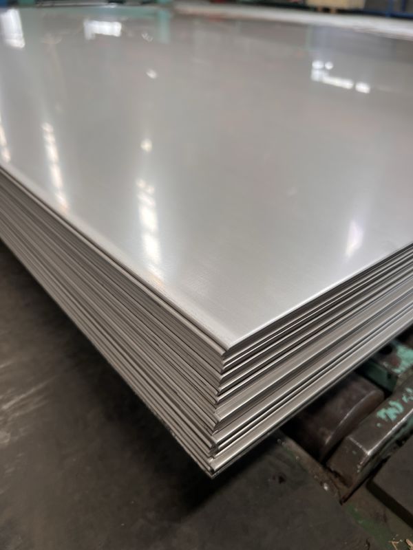Polished 201 Stainless Steel Sheet 2B Finish High Plasticity AISI Standard
